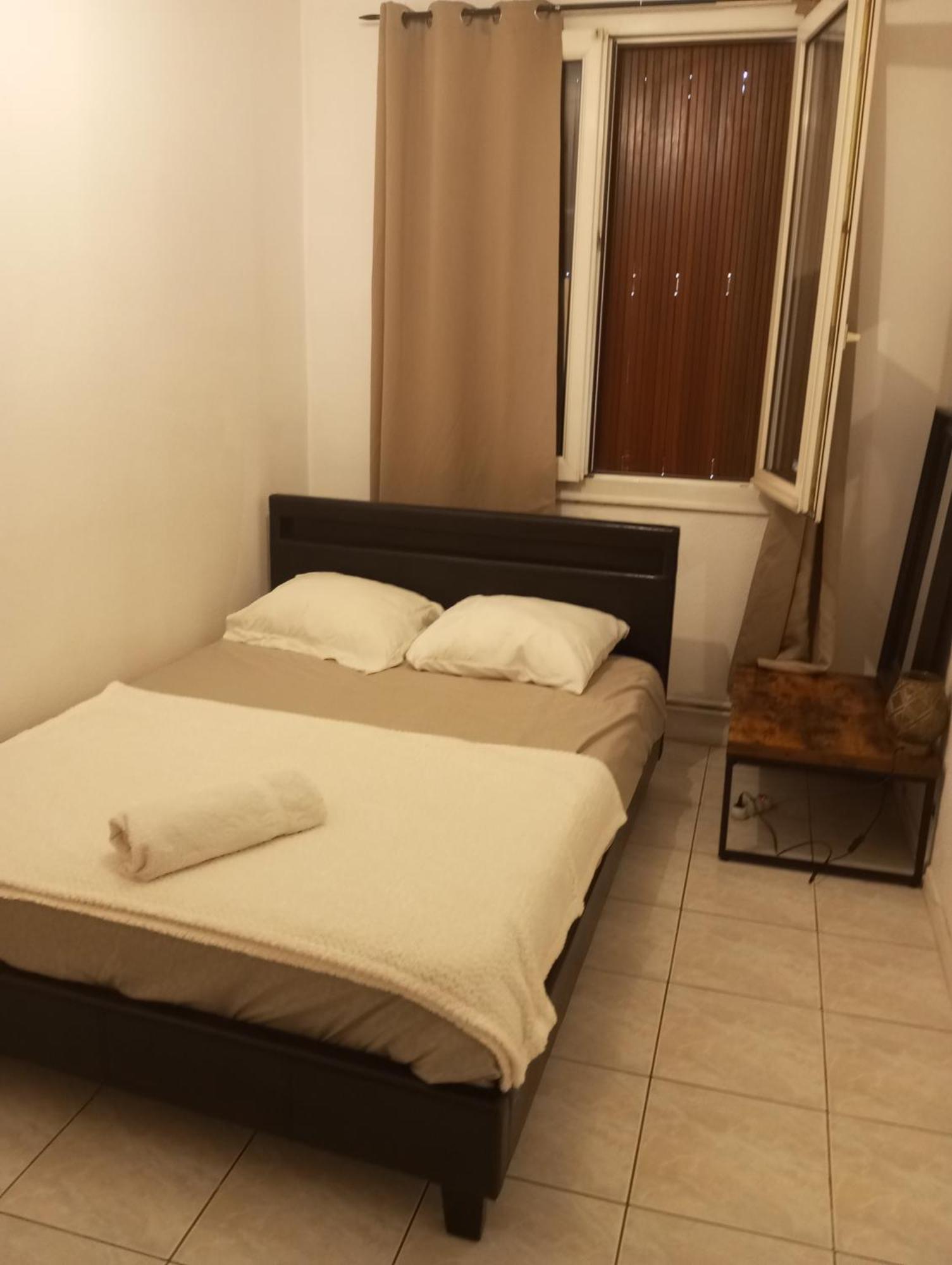 شقة Chambre Cour Fontaine  المظهر الخارجي الصورة